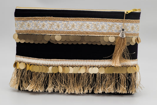 Clutch bag- summer vibes- summer outfit- beach outfit- fashion- fashionista- trendy bag- hand bag- tote bag- evening bag- chic bag- chic clutch- pouch