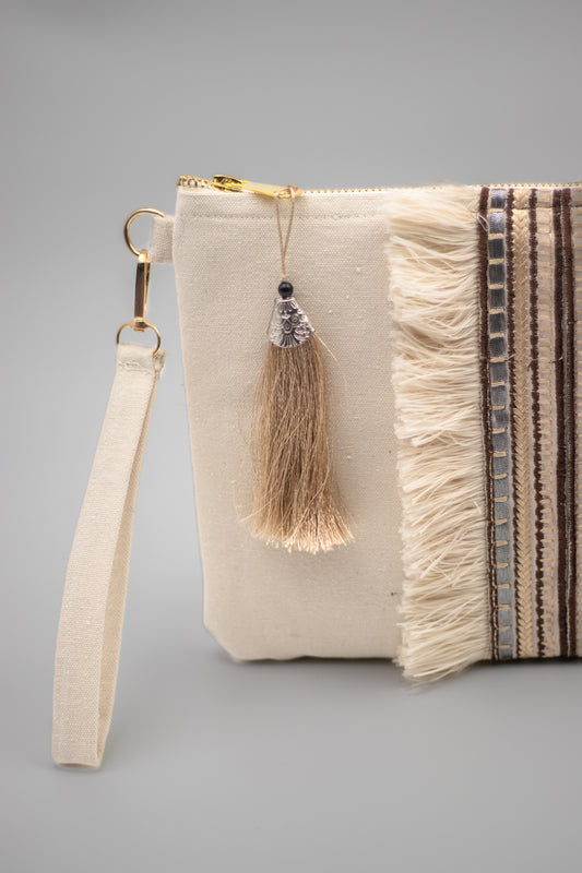 Clutch bag- summer vibes- summer outfit- beach outfit- fashion- fashionista- trendy bag- hand bag- tote bag- evening bag- chic bag- chic clutch- pouch- egypt