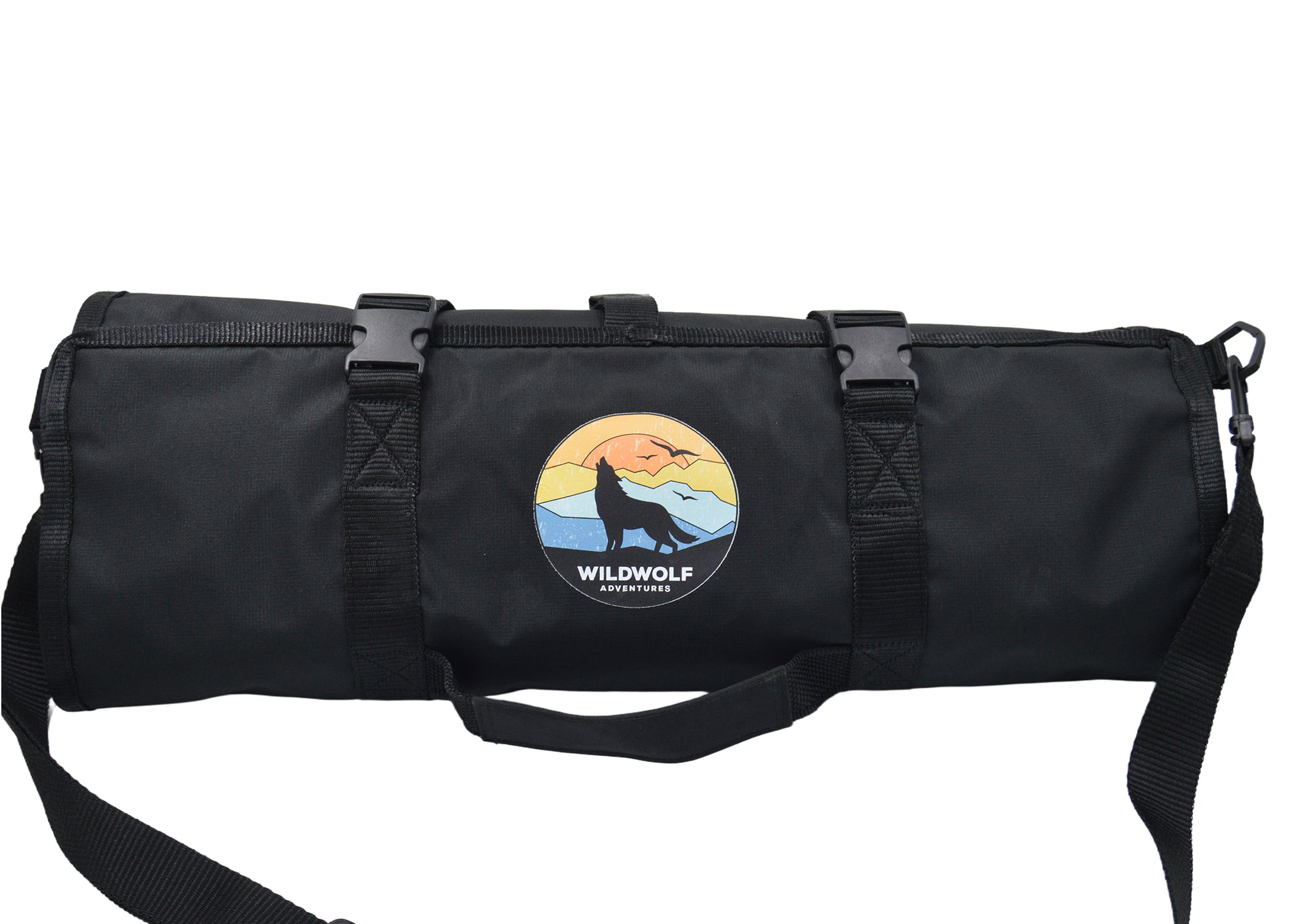 family travel friendly travel roll with easy to use and carry. also saves unpacking time because you can jut hang it and use it as a portable closet. perfect for summer and vacation travelling. wild wolf adventures gouna sa7el cairo trendy smart travel roll 